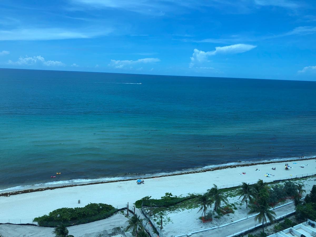 Ocean Front Studio Units ميامي بيتش المظهر الخارجي الصورة